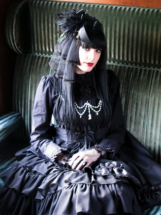gothic lolita dark lolita moda gotica