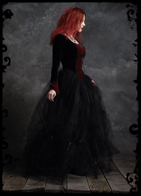 Gothic girl mulher gotica linda vestidos goticos gothic dresses